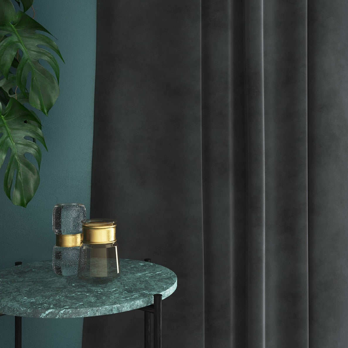 Velvet curtain in grey